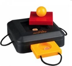 Trixie Dogtoy Dog Activity Strategy Game Gamble Box - Piepend Speelgoed - 15cm X 15cm X 9cm - Zwart/rood/oranje -Hondenserie Winkel 1200x1104 1