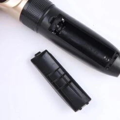 Merkloos Professionele Dierentondeuse - Scheerapparaat Voor Honden En Katten - Trimmer - 4 Opzetstukken - Oplaadbaar - Draadloos - Stil - Verschillende Haar En Vachtlengtes - Haartrimmer - Hondentrimmer - Honden Trimmer - Honden Knippen - Haren Knippen -Hondenserie Winkel 1200x1200 1058