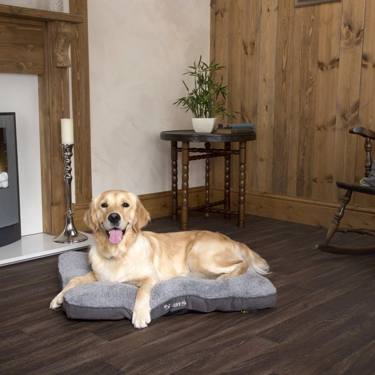 Scruffs Cosy - Comfortabel Hondenkussen In Grijs, Beige Of Karamel - Met Imitatie Suède Buitenvoering En Superzachte Binnenvoering - 100 X 70 Cm - Grijs 13 Scruffs Cosy - Comfortabel Hondenkussen In Grijs, Beige Of Karamel - Met Imitatie Suède Buitenvoering En Superzachte Binnenvoering - 100 X 70 Cm - Grijs - Afbeelding 11