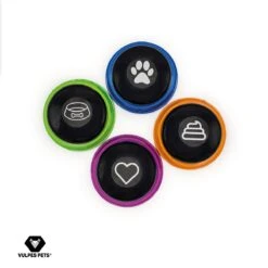 Vulpes Pets® PRO Praatknop Voor Honden Met Speelmat - Dogbuttons - Laat Uw Huisdier Spreken - Hondenspeelgoed - Honden Training - Inclusief E-Book En Speelmat 23 Vulpes Pets® PRO Praatknop Voor Honden Met Speelmat - Dogbuttons - Laat Uw Huisdier Spreken - Hondenspeelgoed - Honden Training - Inclusief E-Book En Speelmat -Hondenserie Winkel 1200x1200 488