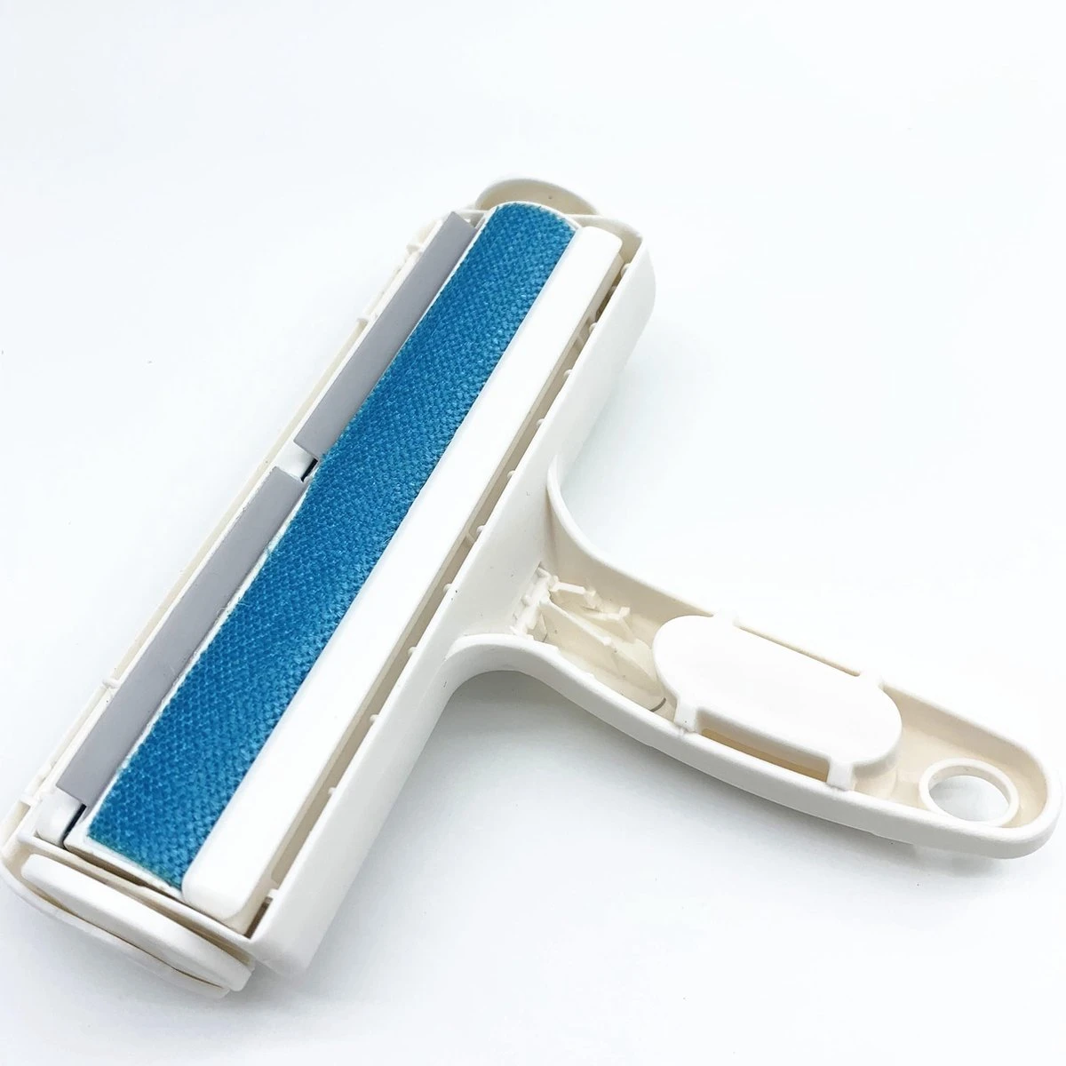 Merkloos Hoogwaardige Huisdierhaar Verwijderaar - Beste Oplossing Tegen Huisdierharen - Hondenhaar Verwijderaar - Kattenhaar Verwijderaar - Pluizenborstel - Haren Verwijderen - Ontharingsborstel - Haarvanger - Wit 4 Merkloos Hoogwaardige Huisdierhaar Verwijderaar - Beste Oplossing Tegen Huisdierharen - Hondenhaar Verwijderaar - Kattenhaar Verwijderaar - Pluizenborstel - Haren Verwijderen - Ontharingsborstel - Haarvanger - Wit - Afbeelding 2