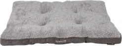 Scruffs Cosy - Comfortabel Hondenkussen In Grijs, Beige Of Karamel - Met Imitatie Suède Buitenvoering En Superzachte Binnenvoering - 100 X 70 Cm - Grijs 31 Scruffs Cosy - Comfortabel Hondenkussen In Grijs, Beige Of Karamel - Met Imitatie Suède Buitenvoering En Superzachte Binnenvoering - 100 X 70 Cm - Grijs -Hondenserie Winkel 1200x458