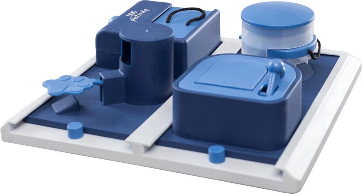 Trixie Dog Activity Poker Box 2 31x31 Cm 3 Trixie Dog Activity Poker Box 2 31x31 Cm