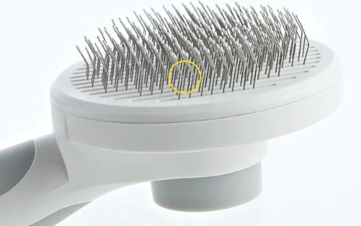 Merkloos Dierenborstel - Haarborstel Huisdieren - Borstel Voor Vacht Huisdier - Borstel Kat - Borstel Hond - Makkelijk Haar Verwijderen Met één Klik - Inclusief Speeltje - Kam Huisdier - Vachtverzorging - Massage 6 Merkloos Dierenborstel - Haarborstel Huisdieren - Borstel Voor Vacht Huisdier - Borstel Kat - Borstel Hond - Makkelijk Haar Verwijderen Met één Klik - Inclusief Speeltje - Kam Huisdier - Vachtverzorging - Massage - Afbeelding 4