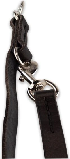 Multifunctionele Hondenriem - 220cm - Zwart - Leren Hondenriem - 100% Volnerfleer - Hondenriem Leer - Leiband Hond 13 Multifunctionele Hondenriem - 220cm - Zwart - Leren Hondenriem - 100% Volnerfleer - Hondenriem Leer - Leiband Hond -Hondenserie Winkel 533x1200 1