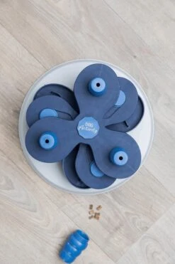 Dog Activity Flower Tower Hondenspeeltje -Hondenserie Winkel 800x1200 20