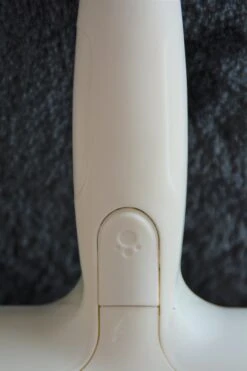 Huisdierhaar Verwijderaar - Huisdier Haar Verwijder Borstel – Pet Hair Remover – Pluizenborstel – Haren Verwijderen – Kleding Borstel & Roller – Katten & Honden - Haar Verwijderaar 10 Huisdierhaar Verwijderaar - Huisdier Haar Verwijder Borstel – Pet Hair Remover – Pluizenborstel – Haren Verwijderen – Kleding Borstel & Roller – Katten & Honden - Haar Verwijderaar -Hondenserie Winkel 800x1200 26