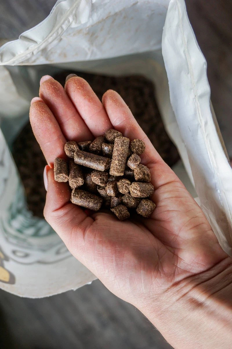 WOOOF High Energy 18KG - Geperst Hondenvoer - Geperste Hondenbrokken - Droogvoer 4 WOOOF High Energy 18KG - Geperst Hondenvoer - Geperste Hondenbrokken - Droogvoer - Afbeelding 2