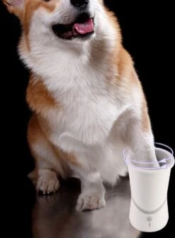 Hondenpoten Reiniger - Wasser - Hond – Pet Paw Washer – Hondenborstel – Honden Borstel - Verzorging 17 Hondenpoten Reiniger - Wasser - Hond – Pet Paw Washer – Hondenborstel – Honden Borstel - Verzorging -Hondenserie Winkel 884x1200 1